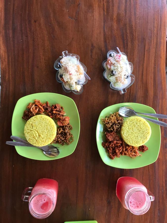 Diana's Homestay Banyuwangi  Bagian luar foto