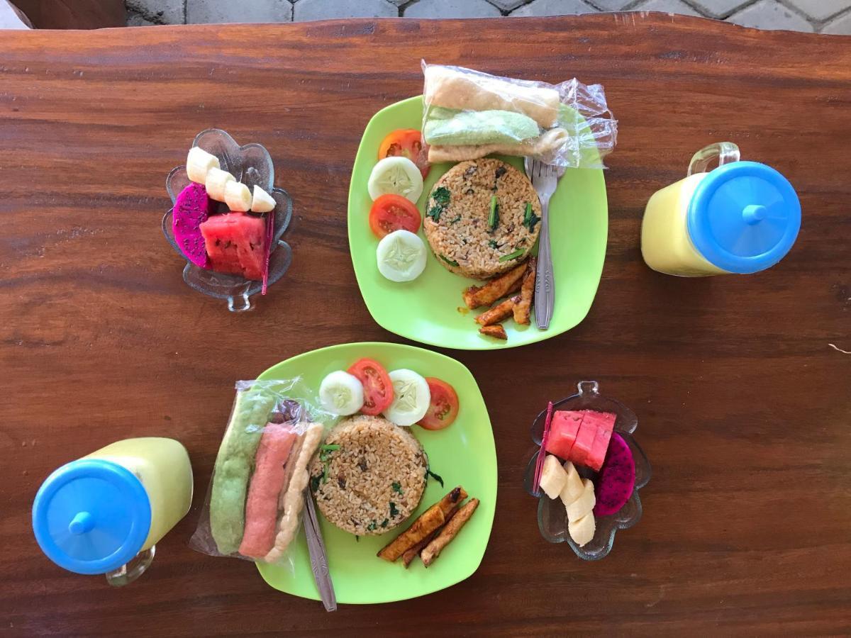 Diana's Homestay Banyuwangi  Bagian luar foto