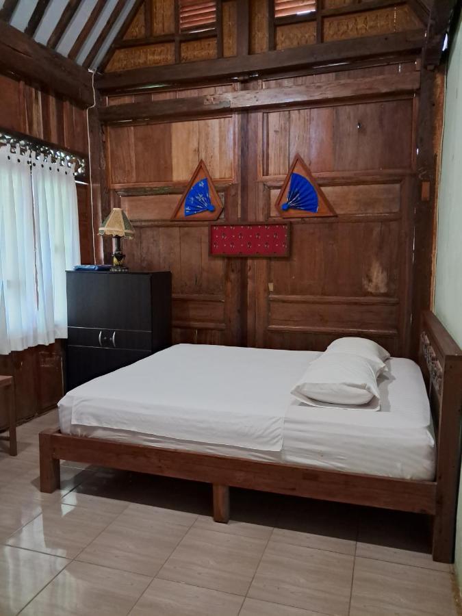 Diana's Homestay Banyuwangi  Bagian luar foto