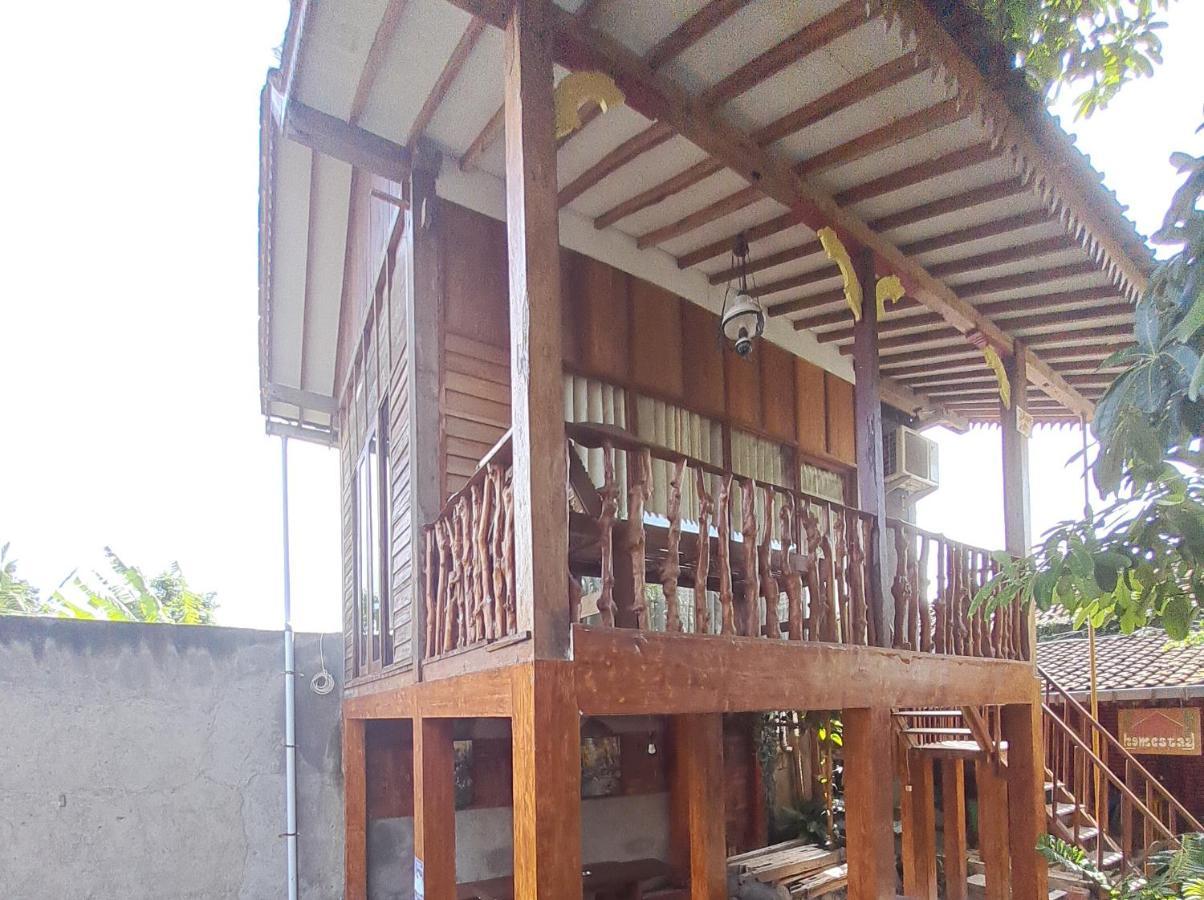 Diana's Homestay Banyuwangi  Bagian luar foto