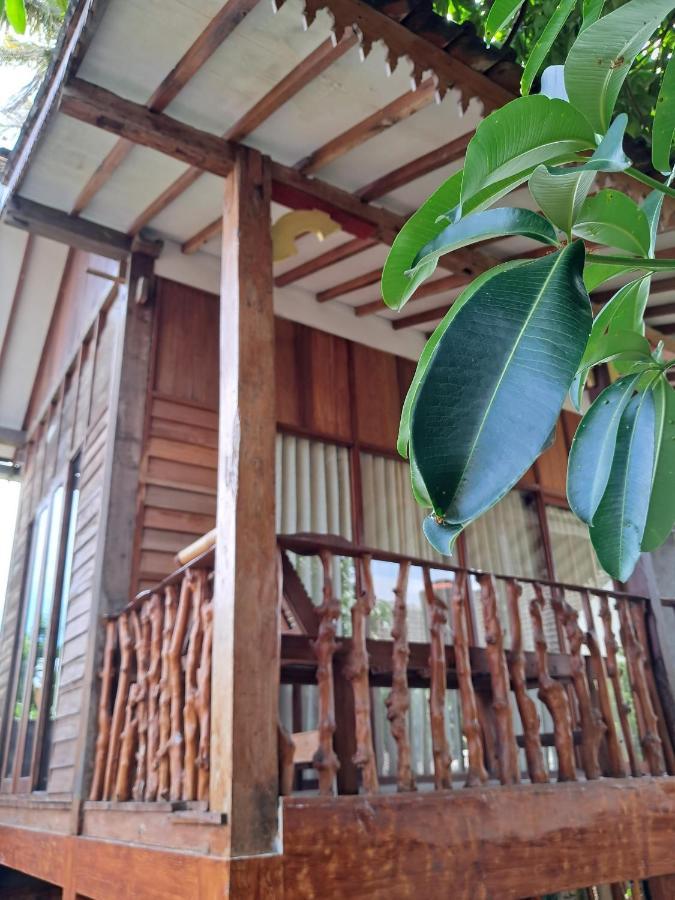 Diana's Homestay Banyuwangi  Bagian luar foto