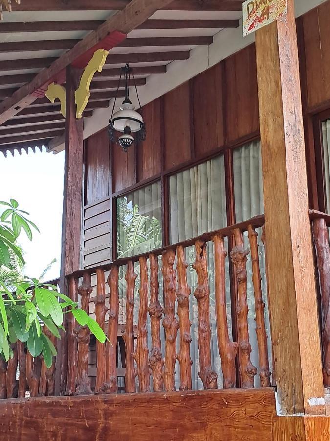 Diana's Homestay Banyuwangi  Bagian luar foto