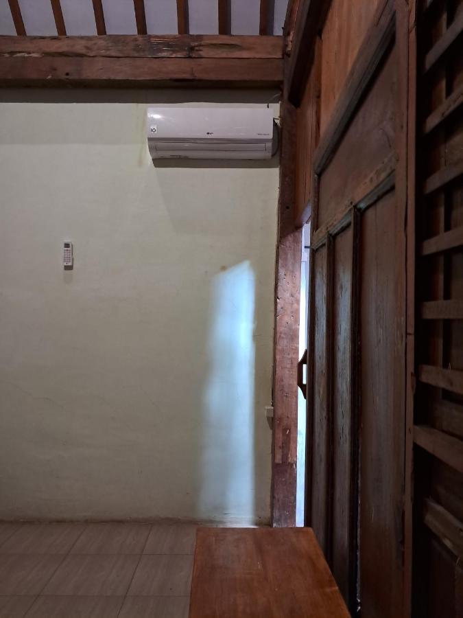Diana's Homestay Banyuwangi  Bagian luar foto