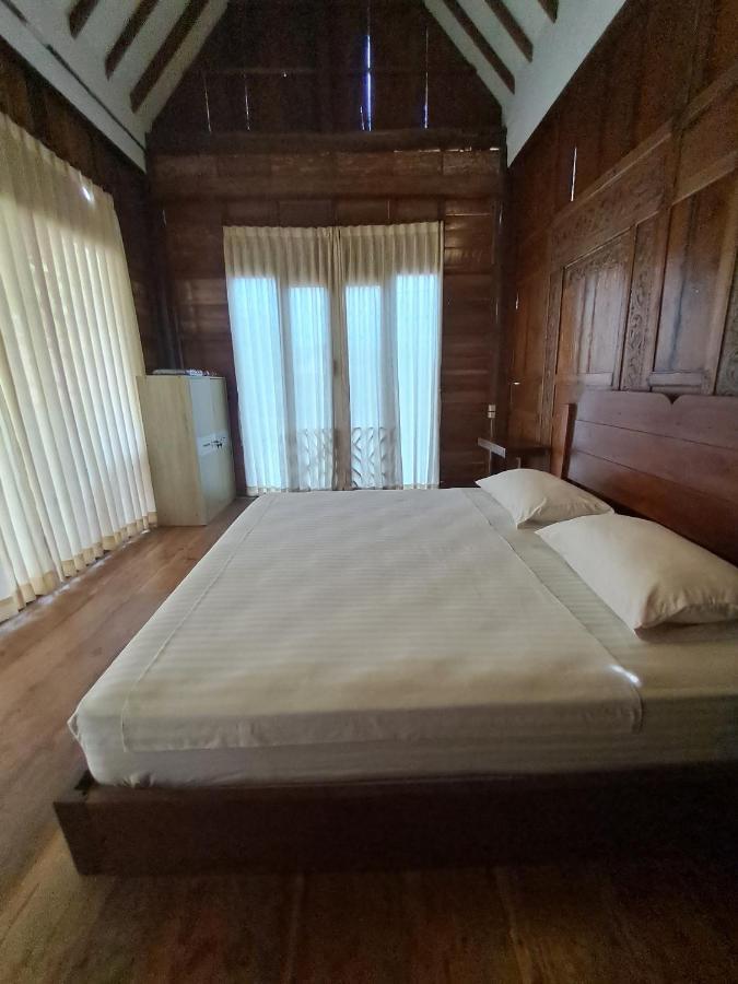 Diana's Homestay Banyuwangi  Bagian luar foto