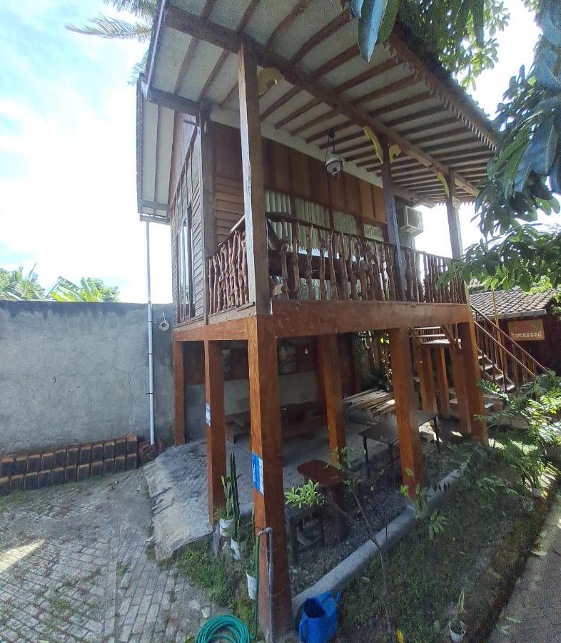 Diana's Homestay Banyuwangi  Bagian luar foto