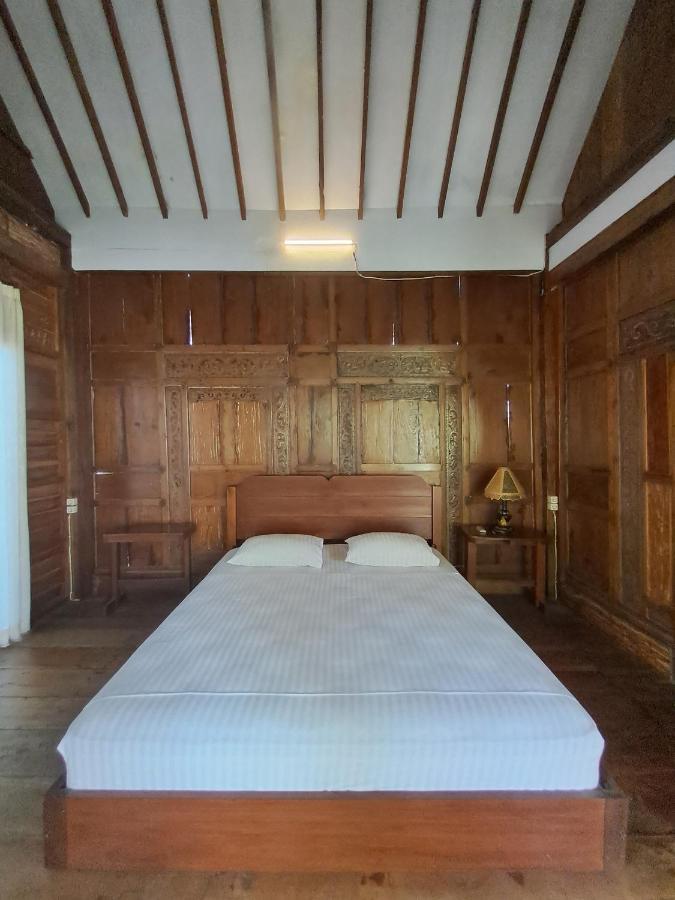 Diana's Homestay Banyuwangi  Bagian luar foto