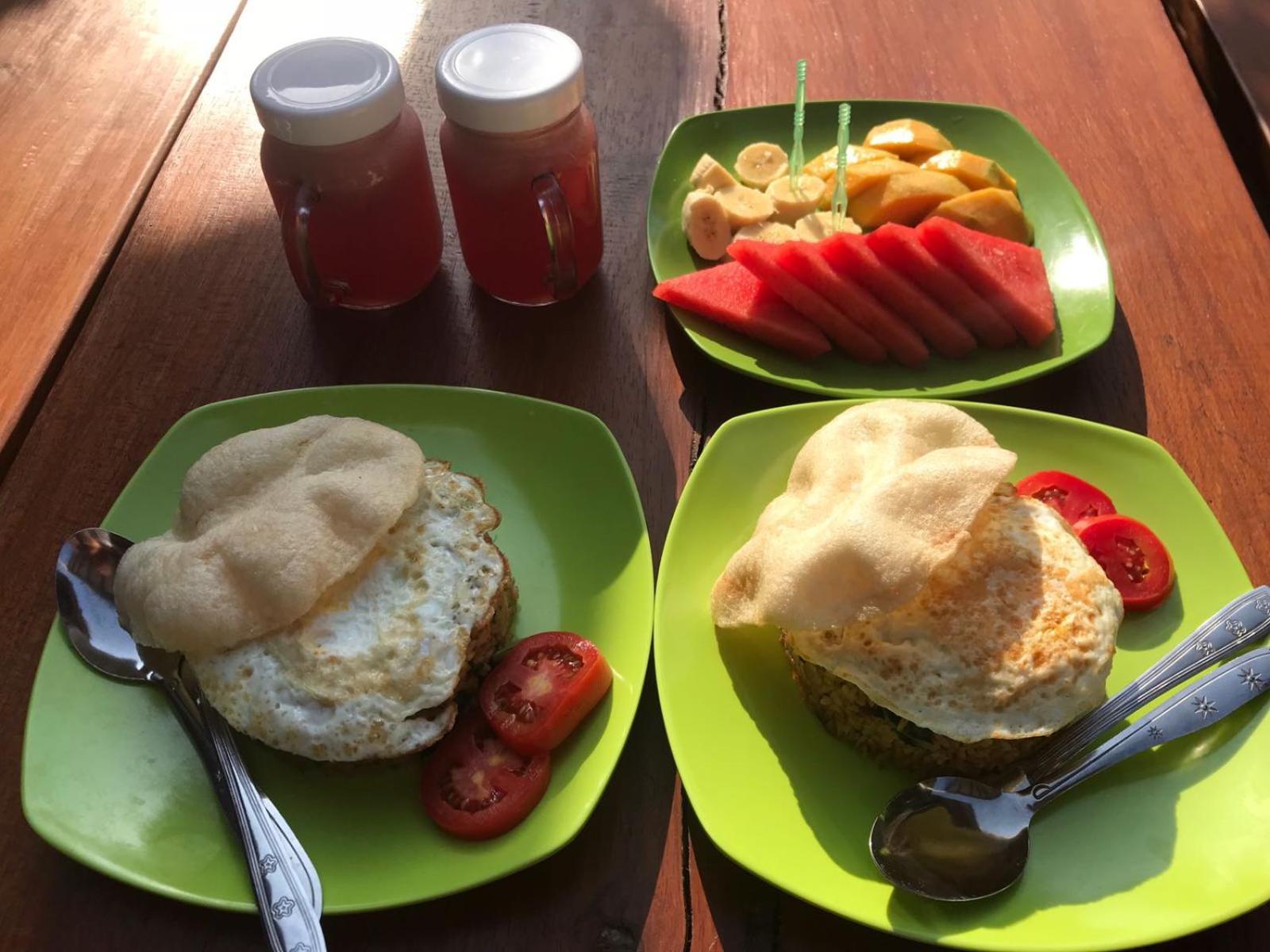 Diana's Homestay Banyuwangi  Bagian luar foto